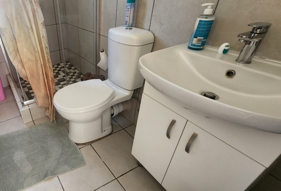 3 Bedroom Property for Sale in Ngwenya River Estate North West